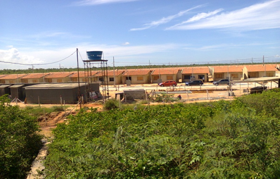 Moradores da Euclides Figueiredo farão protesto contra falta de transparência na entrega das casas habitacionais