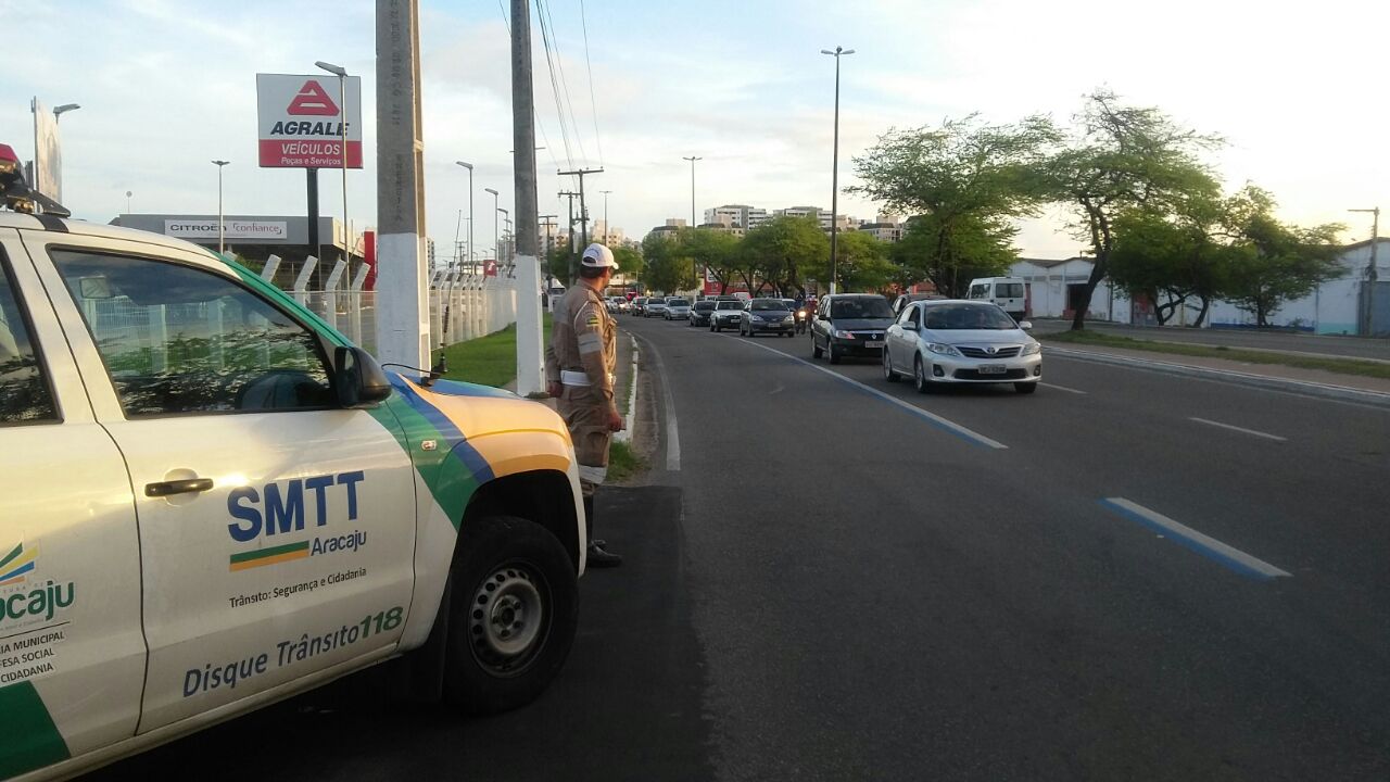 SMTT não irá cobrar multa das faixas preferenciais