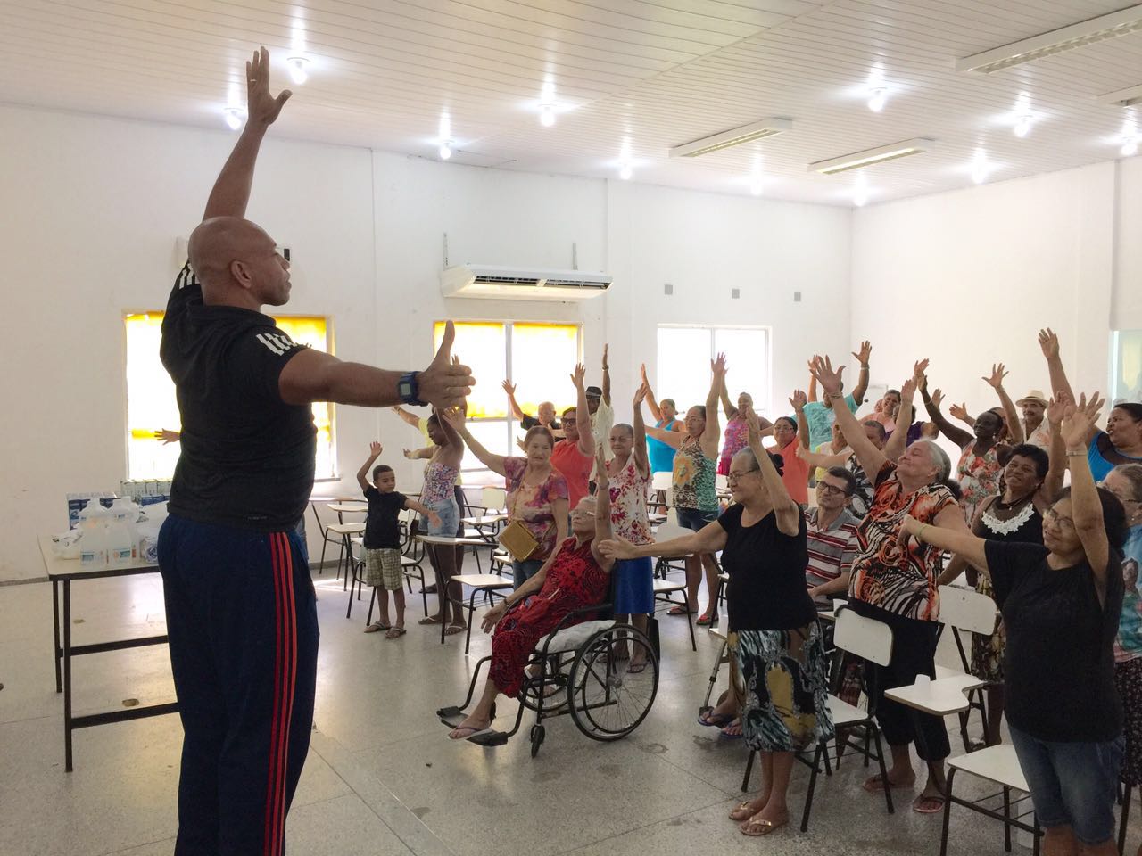 Prefeitura de Maruim entrega kits para tratamento de diabetes