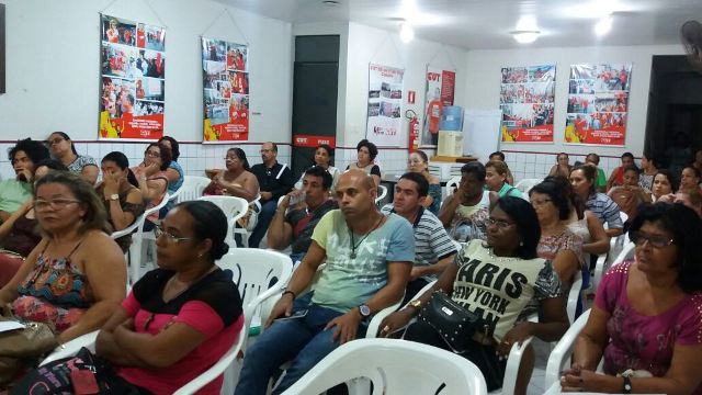 Professores de Socorro rejeitam proposta para pagamento do reajuste  piso