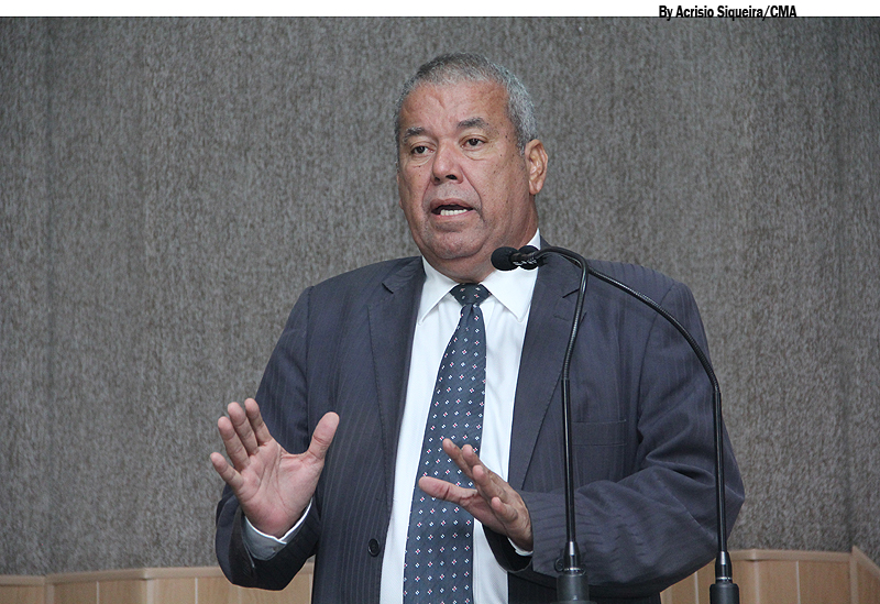 Qual o amparo legal da empresa Atalaia para atuar em Aracaju?”, questiona Emmanuel