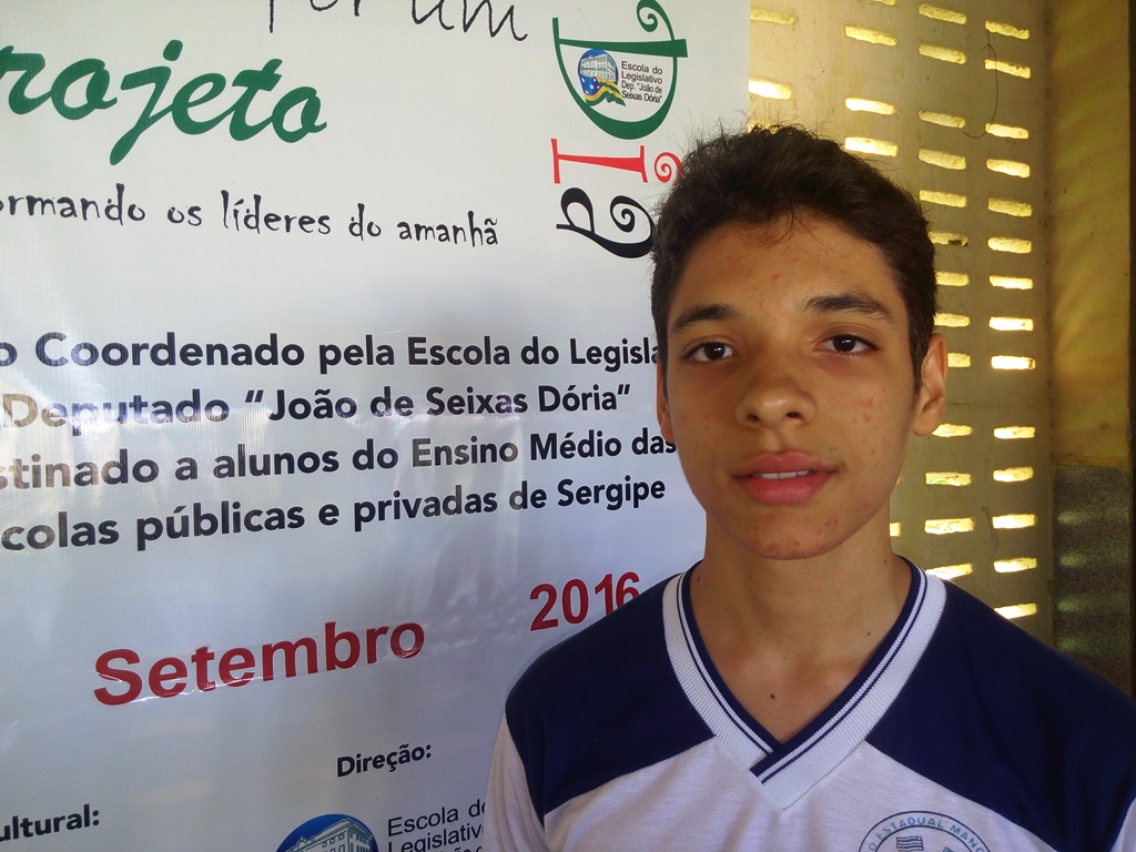 Projeto “Parlamentar por Um Dia” é apresentado para alunos do município de Arauá