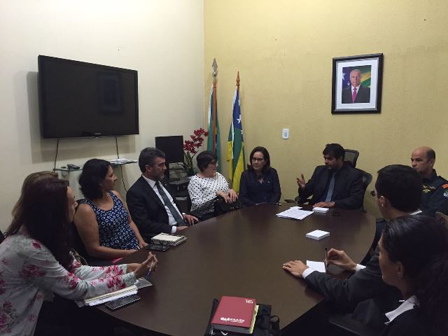 Frente Parlamentar em Defesa da Mulher cobra a SSP melhoria no atendimento as vitimas