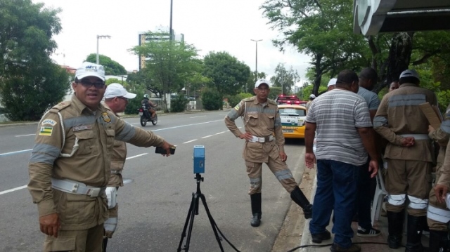 SMTT vai utilizar radares móveis na fiscalização em Aracaju