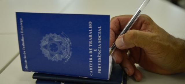 Desemprego sobe em todas as grandes regiões do país