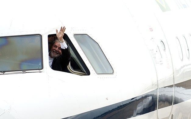 Presidente de honra do PT terá passagens pagas pelo partido