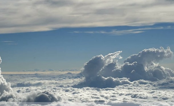 Não importa qual área da sua vida esteja te preocupando, entregue tudo nas mãos de Deus