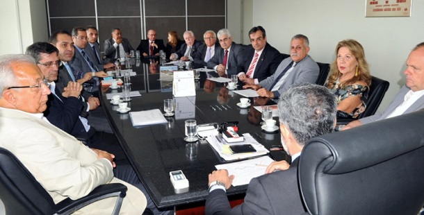 Governador Jackson se reune no MPE  para discutir situação financeira do Estado e nova data do repasse do duodécimo