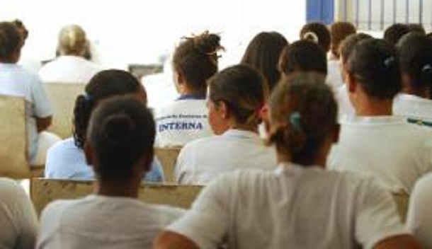 Numero de mulheres detentas cresce quase 700% em 16 anos