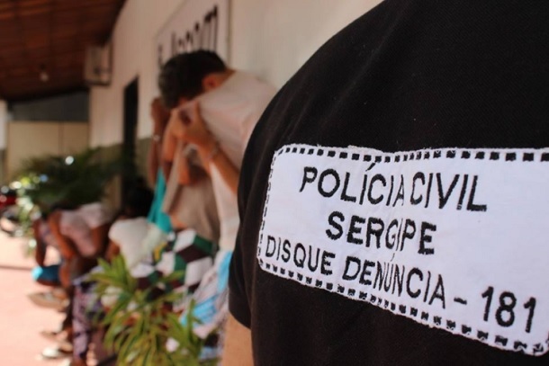 Polícia prende mãe e filha no Santa Maria por envolvimento com tráfico de drogas