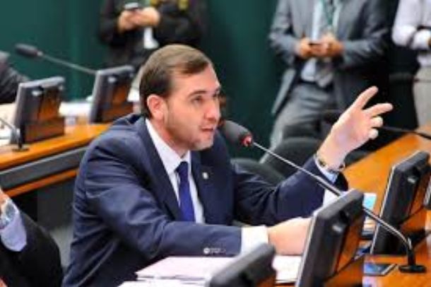 Prefeitos vão se reunir com coordenador da bancada federal para discutir emendas