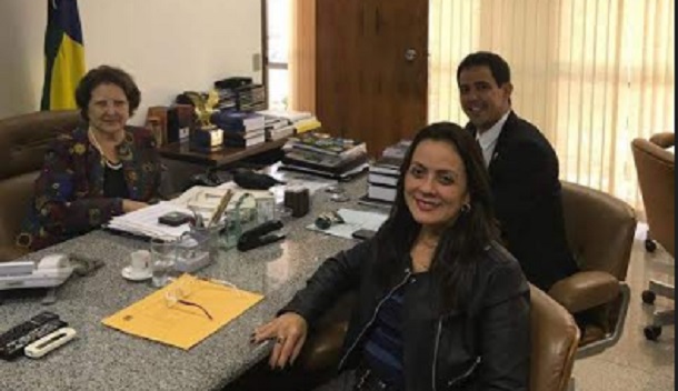 Deputado Robson Viana acompanha em Brasilia andamento de  emendas para 13 municípios