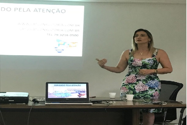 Prefeita de Capela reduz salários e demite servidores