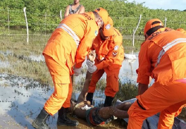 Corpo de adolescente encontrado amordaçado dentro de saco em mangue de Nossa Senhora do Socorro
