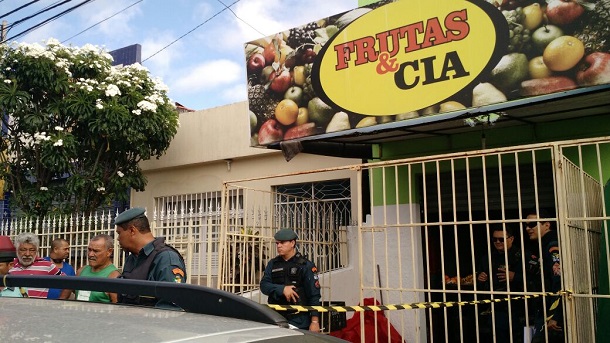 Vendedor de frutas em Aracaju é assassinado na saída para o trabalho
