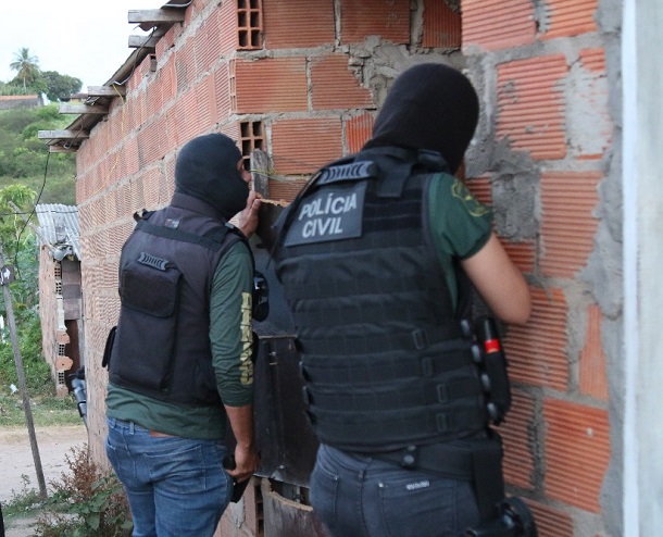 Polícia de Sergipe realiza ação preventiva no Nova Liberdade III em Aracaju