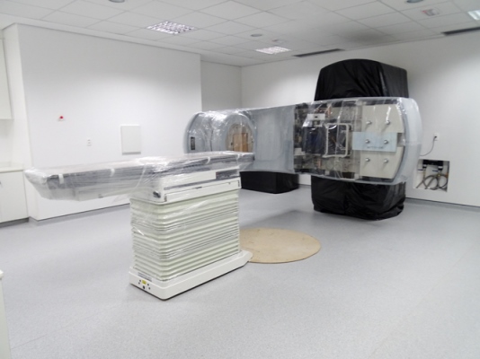 Novo acelerador linear do Huse está em fase de testes