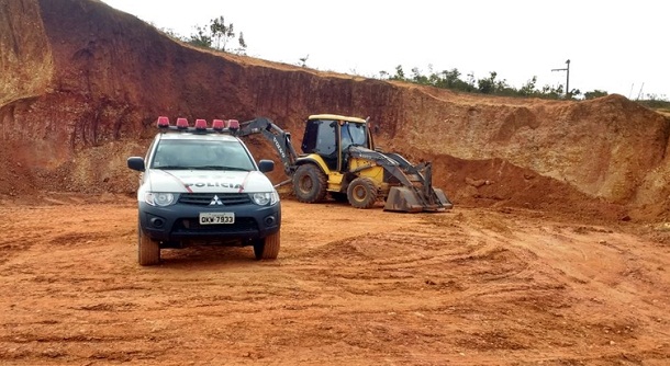 Policia Ambiental flagra crime ambiental município Santo Amaro das Brotas