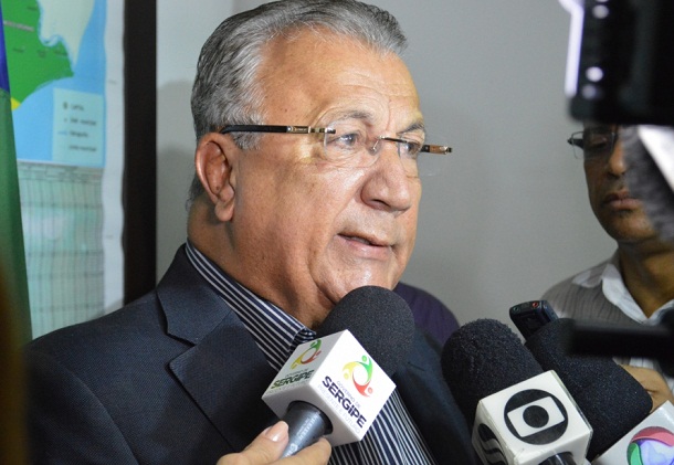 Governo de Sergipe prepara mais cortes para “organizar finanças”
