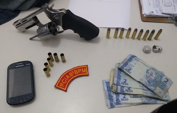 Polícia Militar prende homem suspeito de atirar em via pública