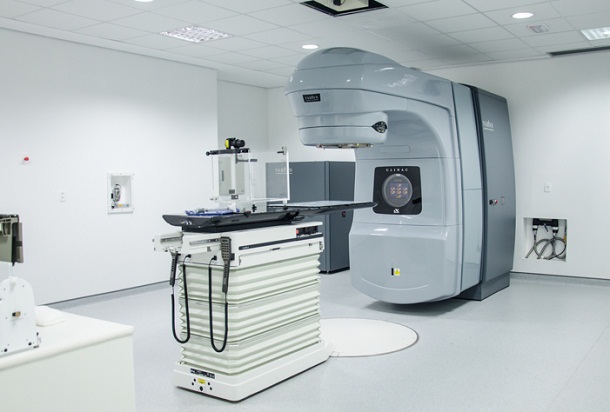 Comissão de Energia Nuclear avalia nova radioterapia do Huse