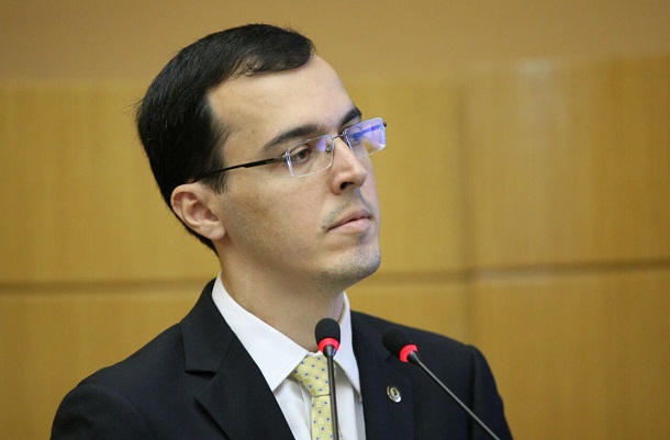 O Deputado Georgeo cobra mais segurança governo do estado sessão plenária