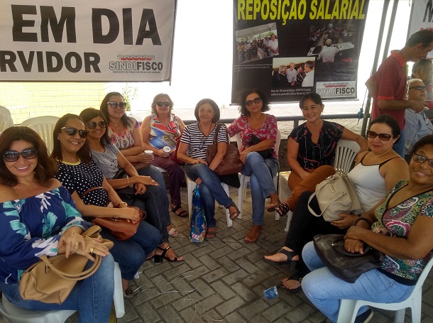 Auditores Fiscais de Sergipe decidem em ato público manter a greve