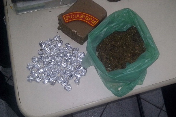Policia apreende dois adolescentes com drogas município de Capela