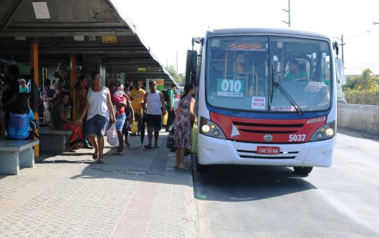 SMTT cria mais uma linha de ônibus que liga a zona Oeste ao Terminal DIA