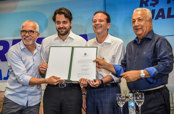 PMA e Governo Federal assinam convênio para Plano de Mobilidade Urbana de Aracaju