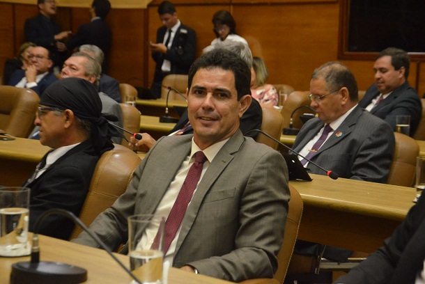 O Deputado Robson Viana diz que 2018 será de trabalho dobrado