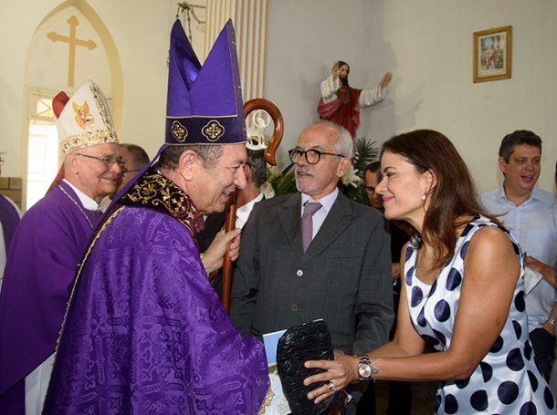 Aniversário de 163 anos de Aracaju começa com missa no Santo Antônio