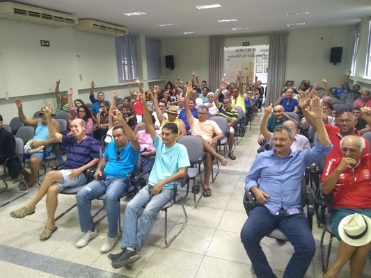 Depois de adiarem por duas vezes consecutivas auditores de tributos entram em greve