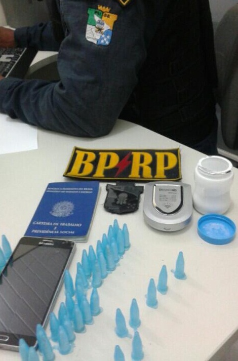 Rp prende traficante com cocaína no bairro Getúlio Vargas
