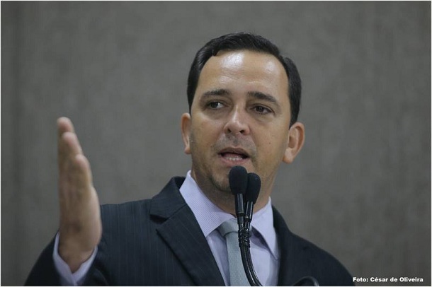 Vereador Fábio Meireles defende legitimidade dos integrantes da CPI do lixo