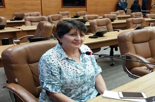 Deputada diz que cortes do Governo ameaçam a agricultura