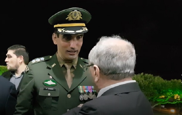 Presidente da  ALESE recebe do comandante do 28 BC a “Medalha Exército Brasileiro”