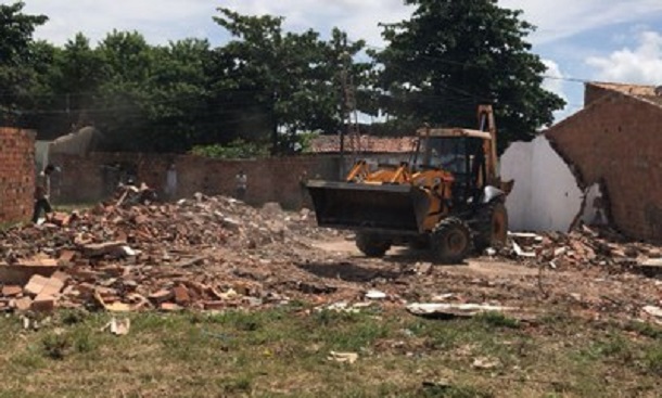 Justiça garante preservação do litoral da Barra dos Coqueiros com desocupação da área