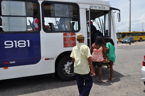 Gratuidade no transporte: Se um não paga o outro paga por ele