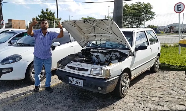 VEJA O VÍDEO: Casal vai ao hospital e tem carro parcialmente depenado no estacionamento do HUSE