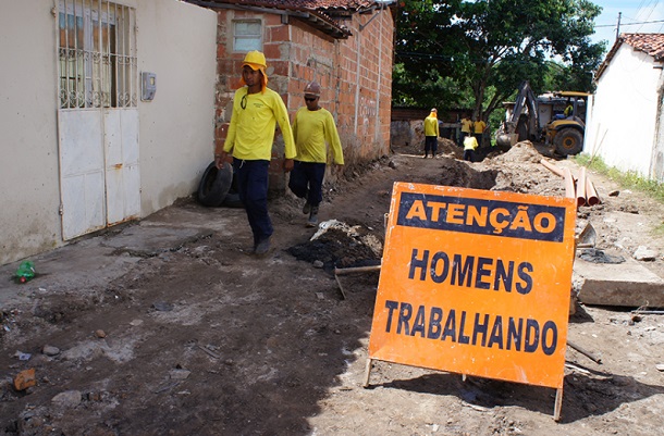 Prefeitura de Aracaju retoma obra no loteamento Pantanal é retomada