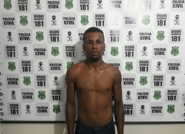 Polícia prende homem acusado de assaltar ônibus interestadual em Itaporanga