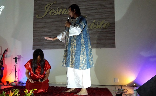 Pois o Senhor, por causa do seu grande nome, não desamparará o seu povo