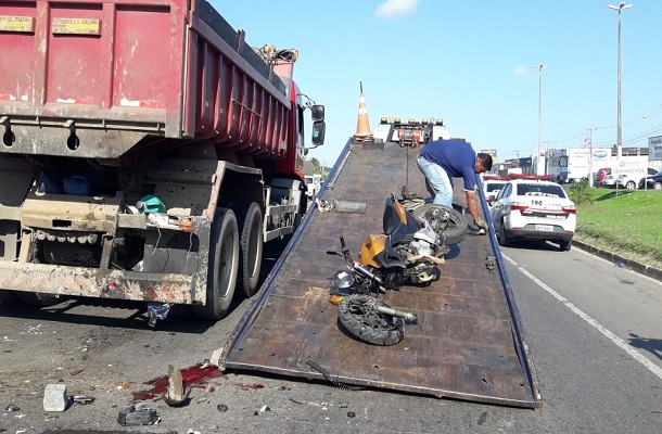 CB da PM de Sergipe morre em acidente grave na BR 101