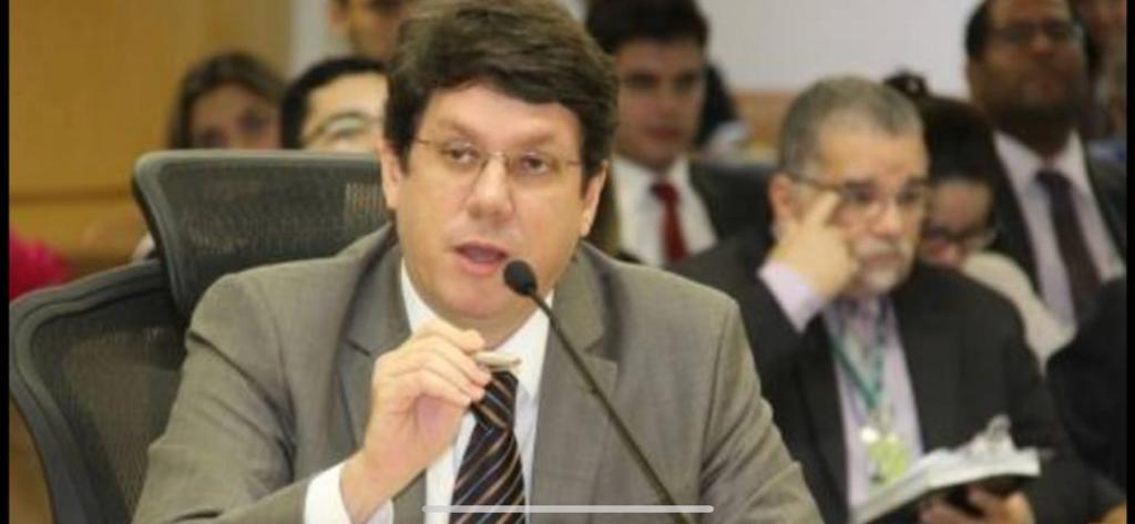 TSE defere registros dos candidatos do PSL