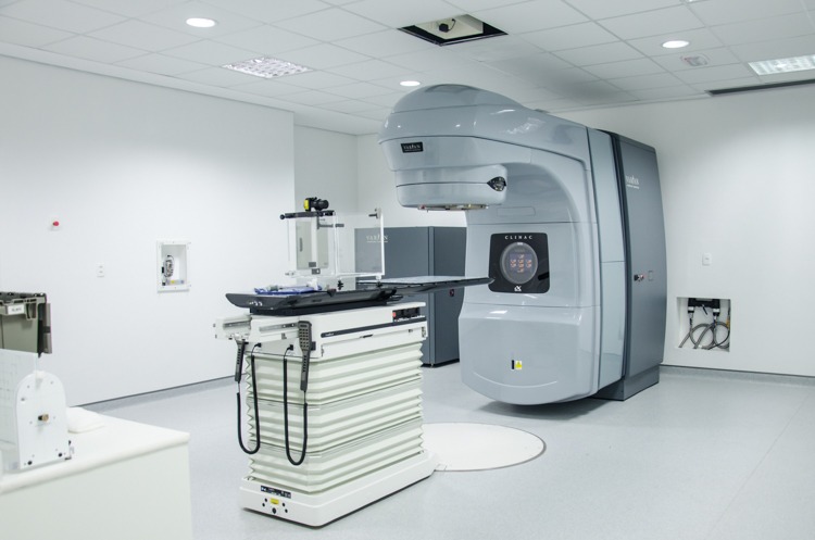 HUSE implanta terceiro turno de radioterapia para atender demanda do Cirurgia
