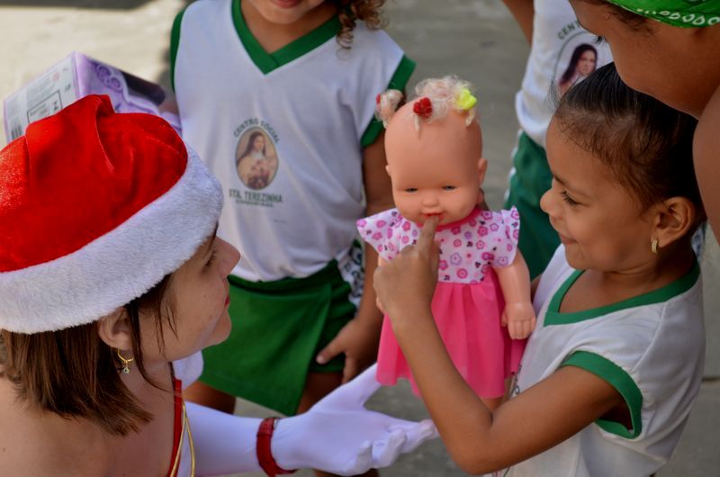 Termina sexta-feira prazo para adoção das cartinhas do Papai Noel dos Correios