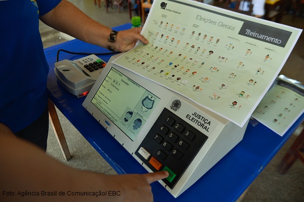 Prazo para partidos políticos entregar lista de filiados termina dia 12