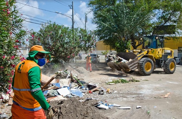 Prefeitura de Aracaju revitaliza ponto de descarte irregular nas proximidades do Costâncio Vieira
