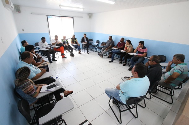Reunião discute derramamento de óleo no Rio Sergipe